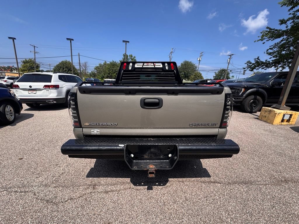 Used 2003 Chevrolet Silverado 1500 LT w/ Skid Plate Package AWD/4WD image 4