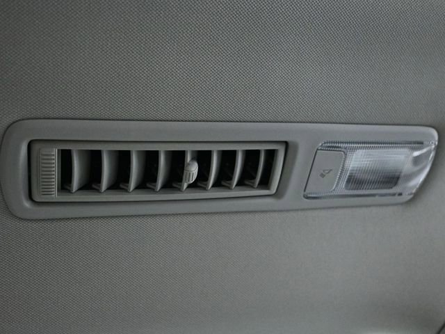 Used 2023 Toyota Highlander Platinum FWD image 14