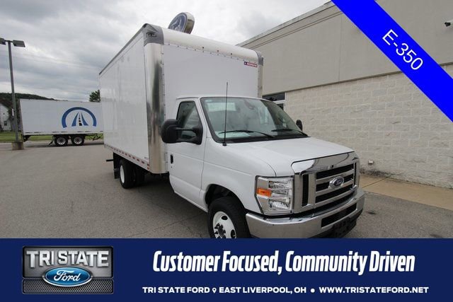 New 2025 Ford E-350 and Econoline 350 Super Duty w/ Driver's Safety Package video 1