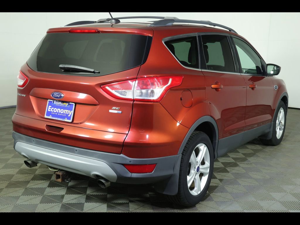 Used 2016 Ford Escape SE w/ Equipment Group 201A AWD/4WD image 9