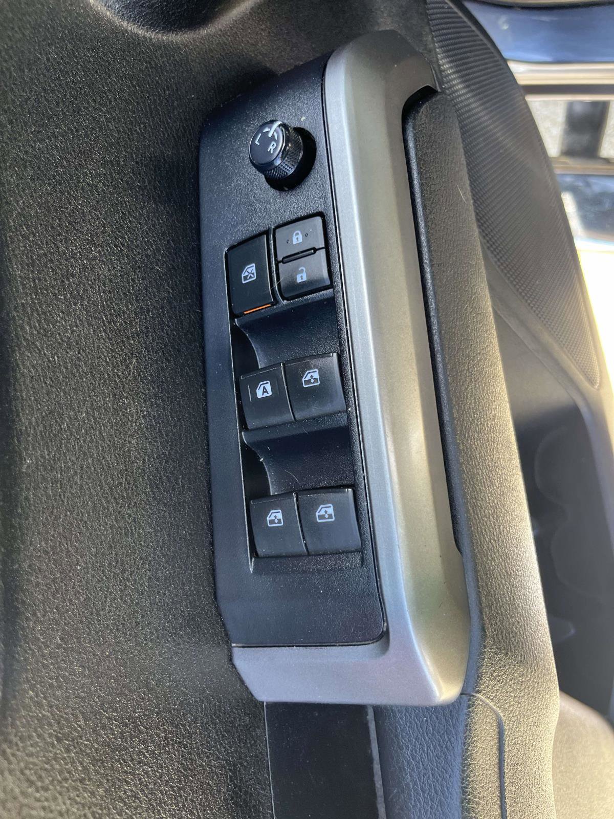 Used 2021 Toyota Tacoma SR5 image 10