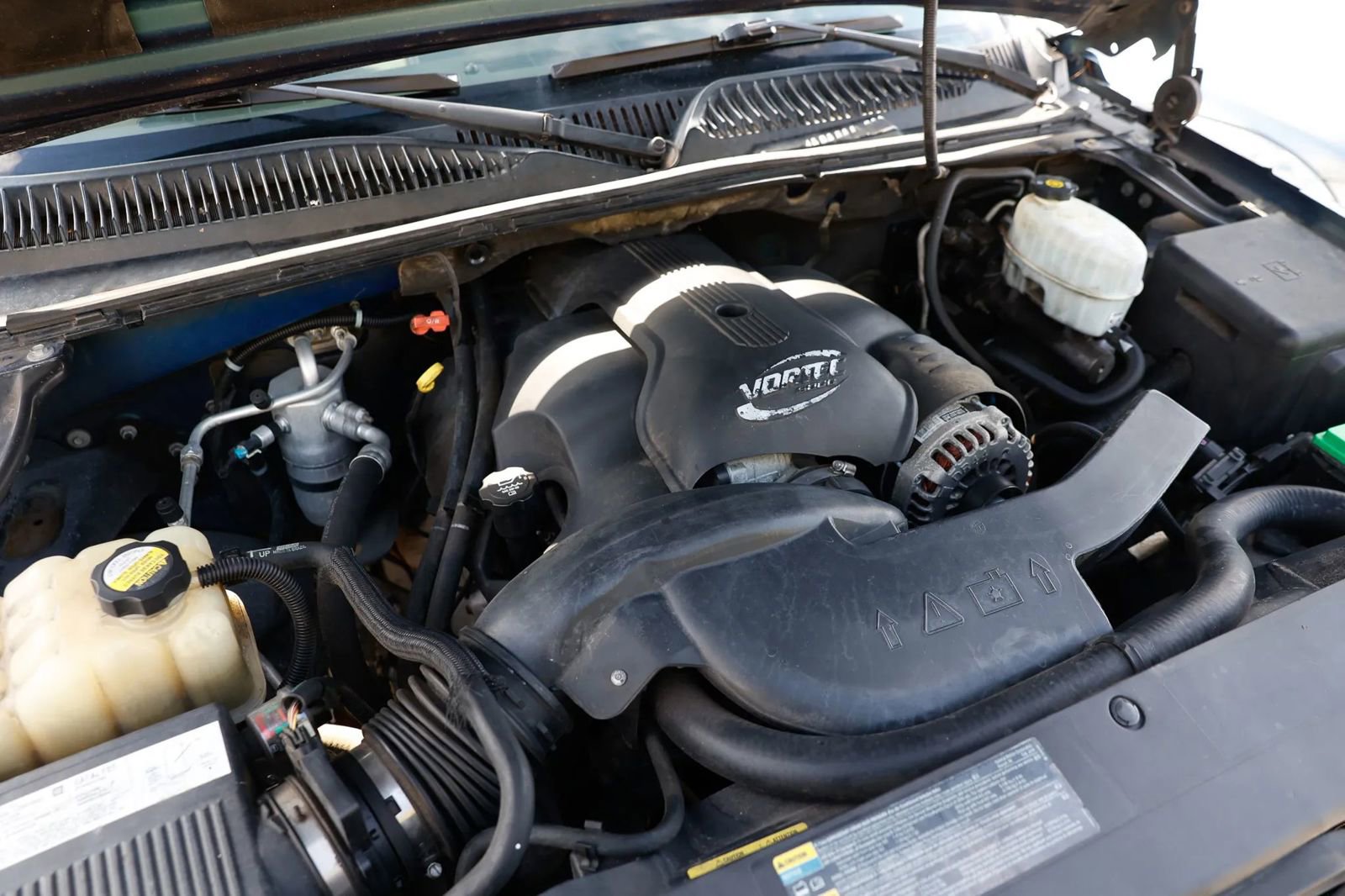 Used 2005 Cadillac Escalade EXT image 43