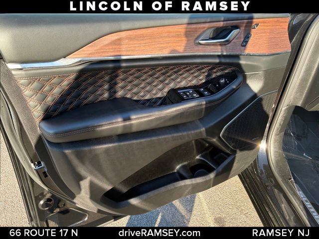 Used 2023 Jeep Grand Cherokee L Summit w/ High Altitude Package AWD/4WD image 23