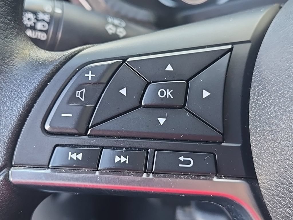 Used 2024 Nissan Sentra SV FWD image 16