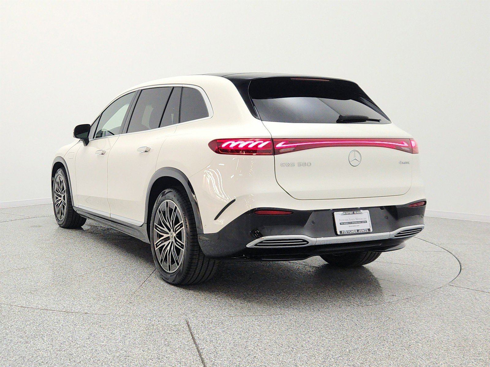 Used 2023 Mercedes-Benz EQS 580 4MATIC SUV image 7