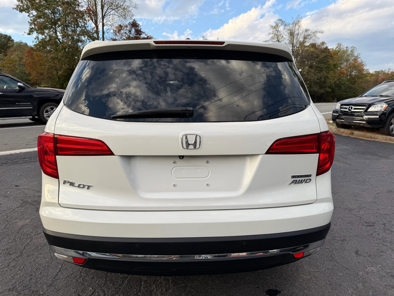 Used 2016 Honda Pilot Touring image 6