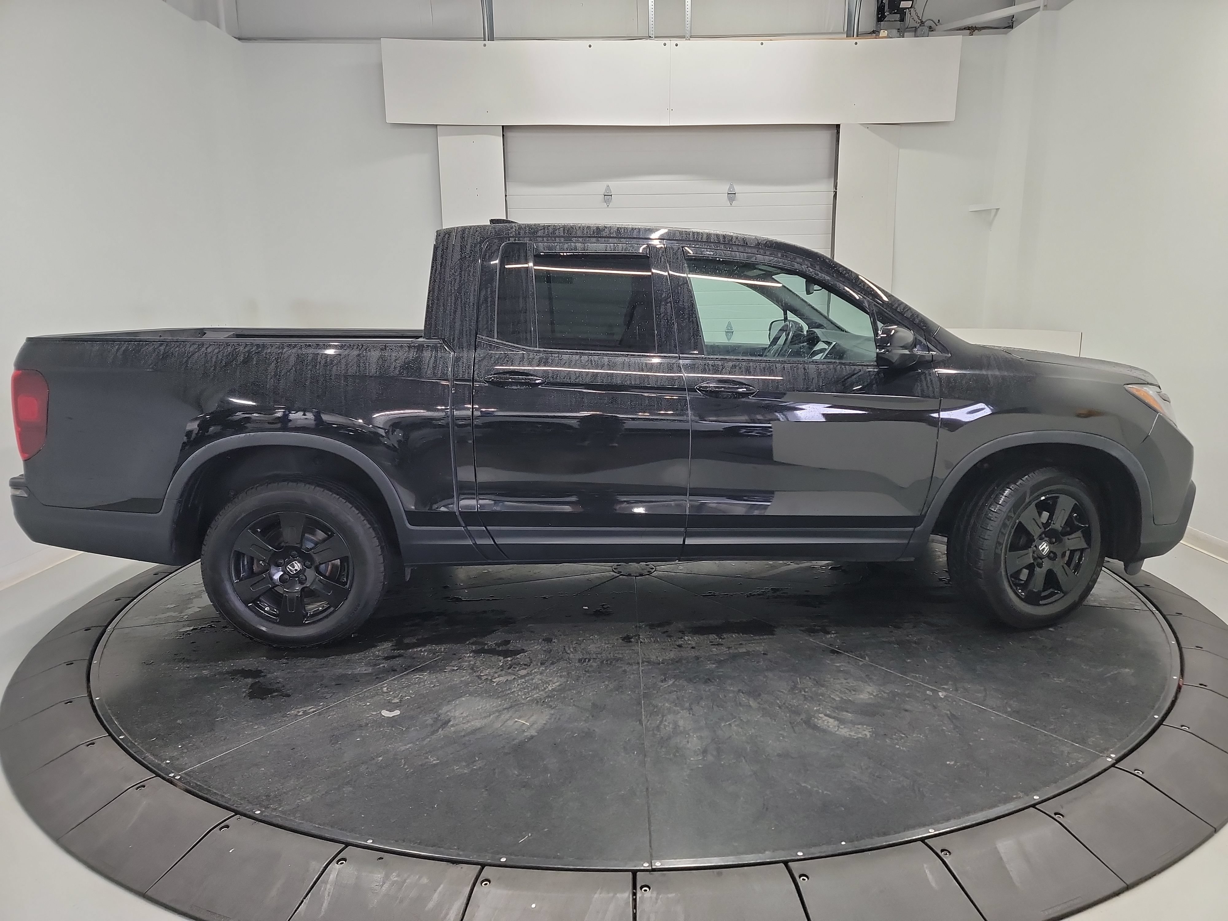 Used 2020 Honda Ridgeline Black Edition image 11