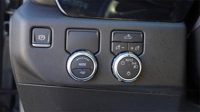 Used 2025 GMC Sierra 1500 SLE image 21