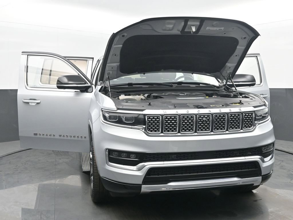 Used 2023 Jeep Grand Wagoneer Series III image 56