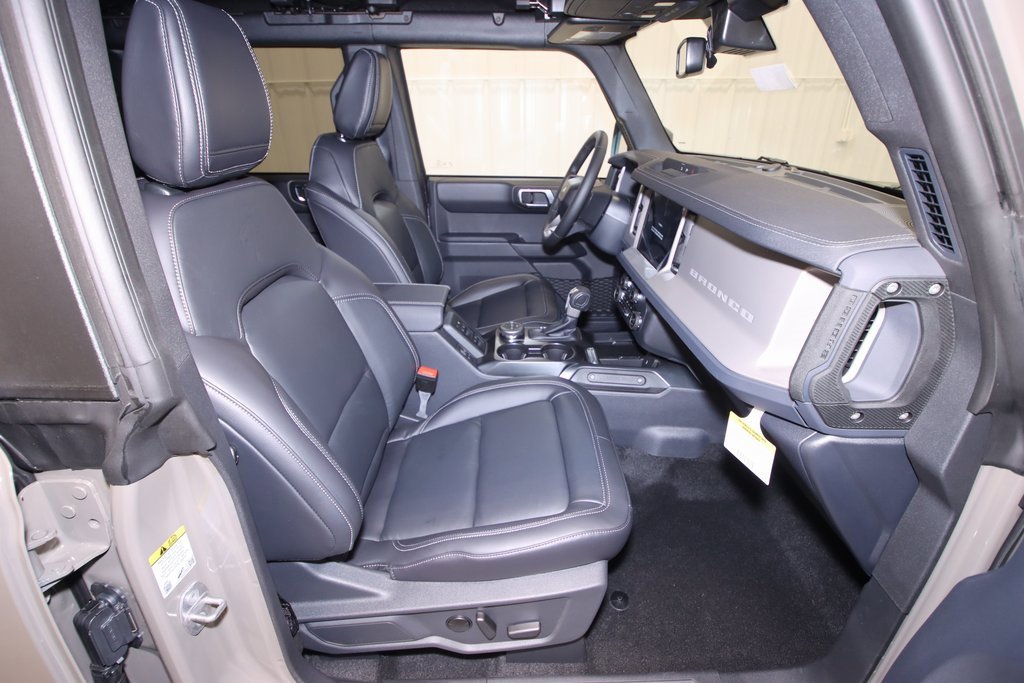 New 2025 Ford Bronco Outer Banks image 14