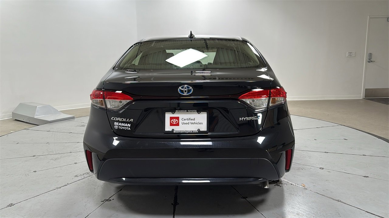 Used 2022 Toyota Corolla LE image 4