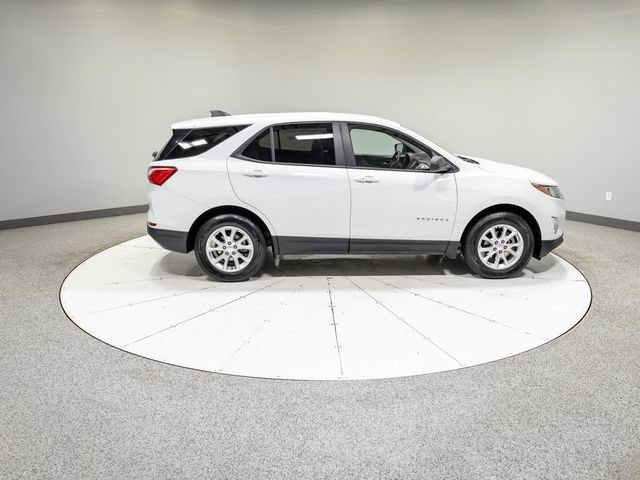 Used 2020 Chevrolet Equinox LS AWD/4WD image 4