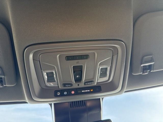 Used 2026 Chevrolet Silverado 2500 LT w/ Convenience Package image 29