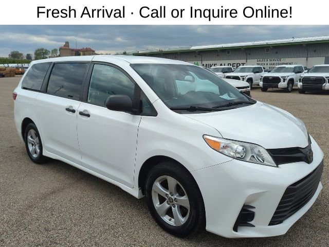 Used 2020 Toyota Sienna L image 1