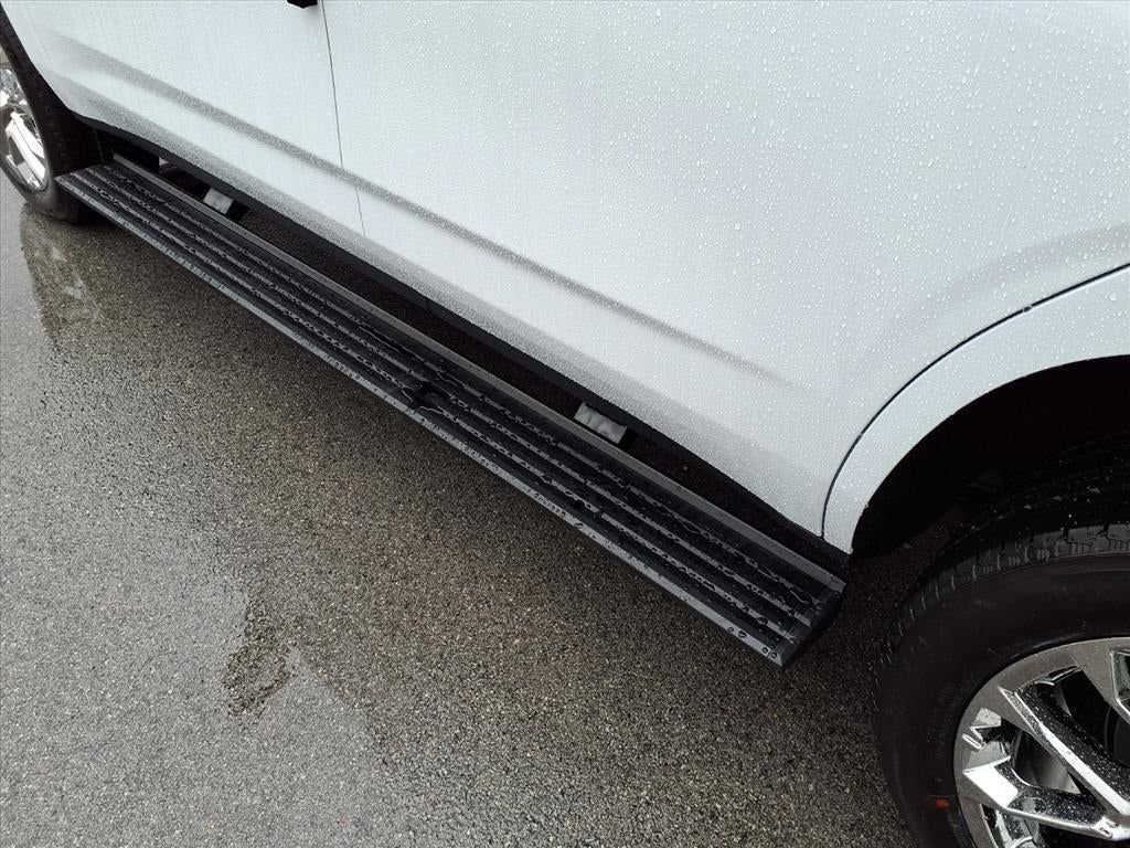 New 2026 Chevrolet Tahoe High Country image 13