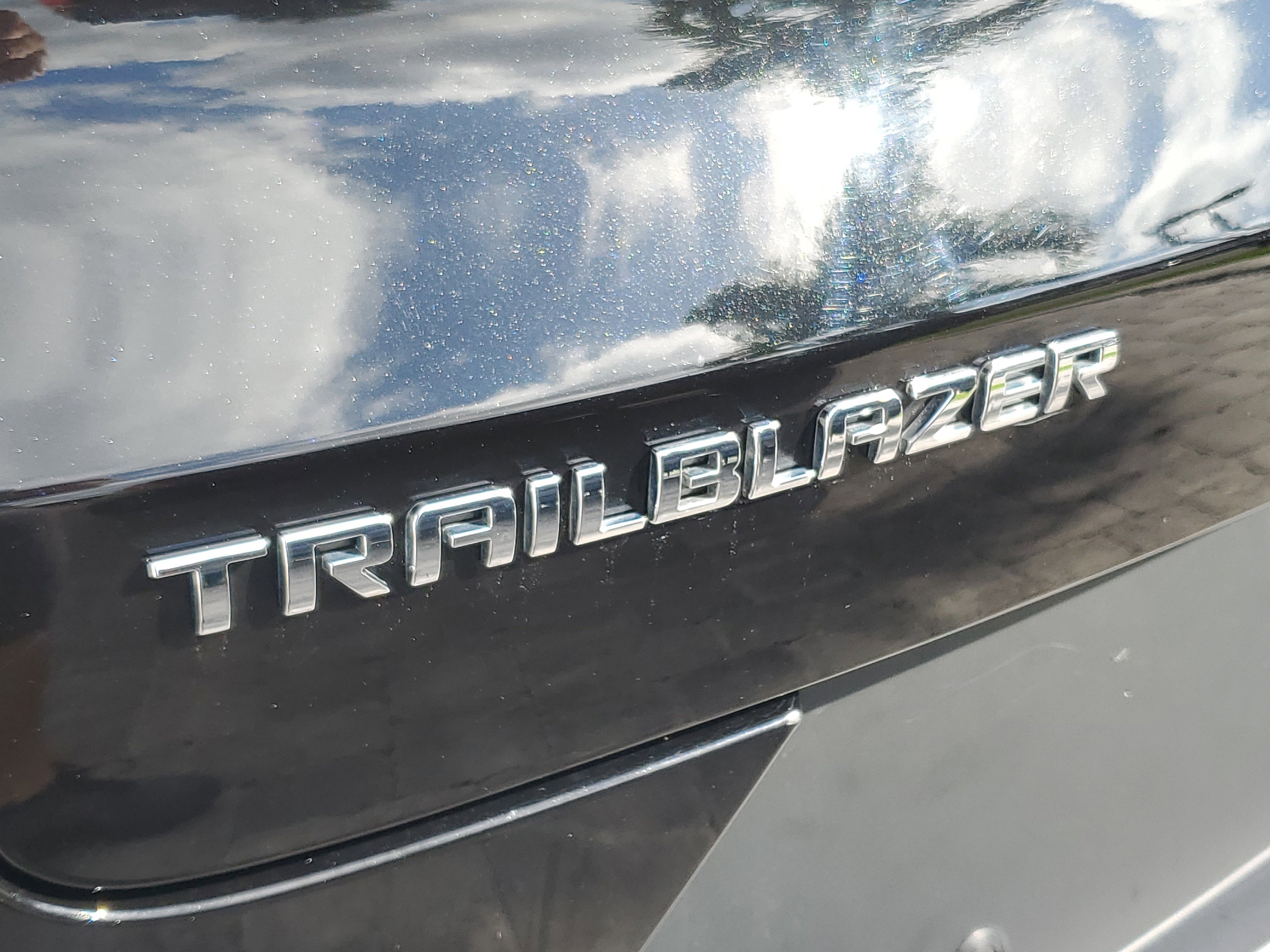 Used 2022 Chevrolet TrailBlazer LT w/ Convenience Package image 7