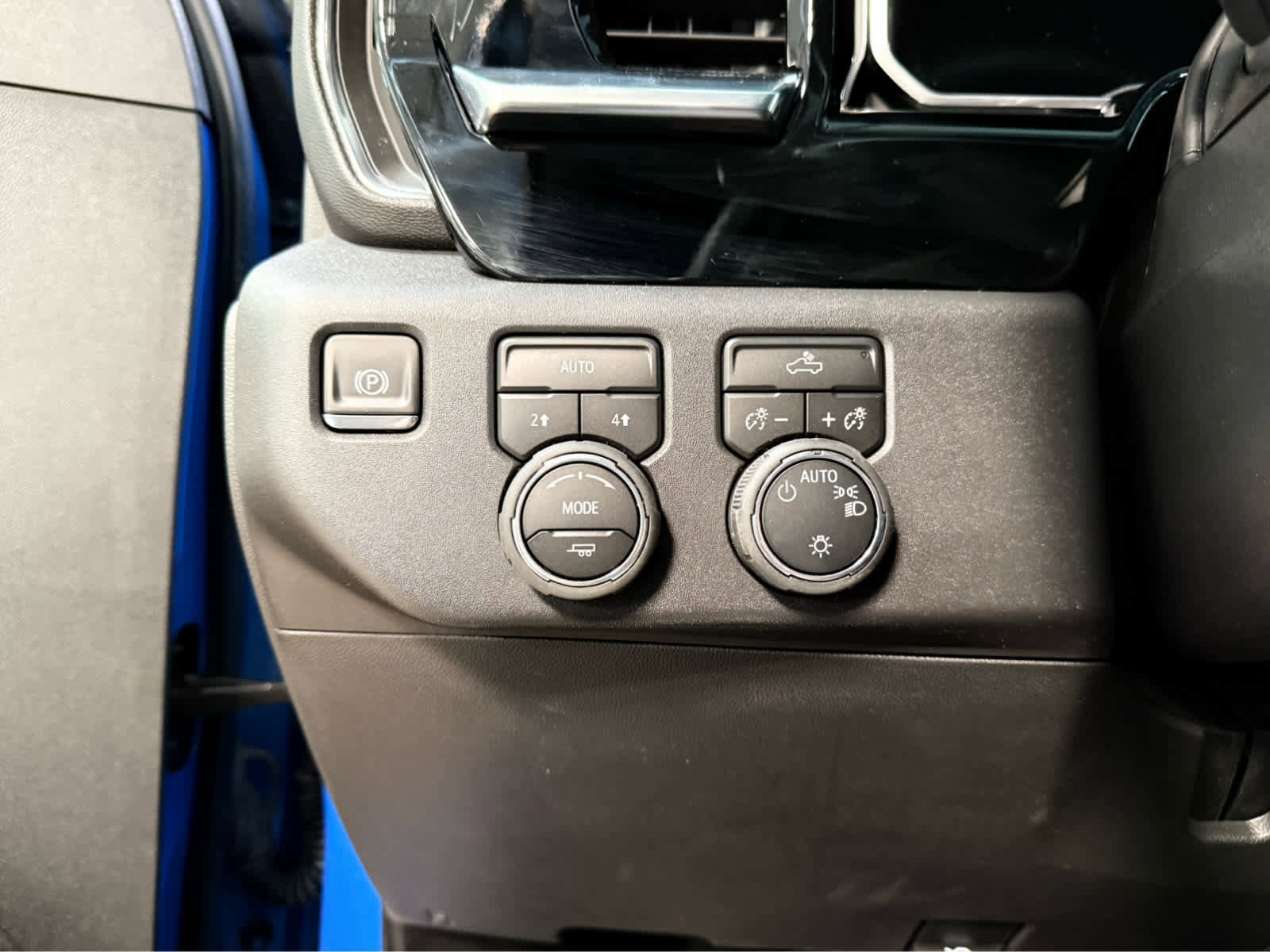 Certified 2025 Chevrolet Silverado 1500 LT image 27