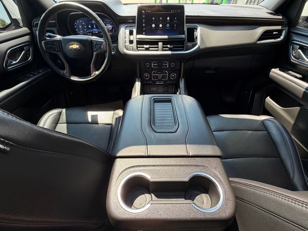 Used 2024 Chevrolet Suburban High Country w/ Premium Package AWD/4WD image 11