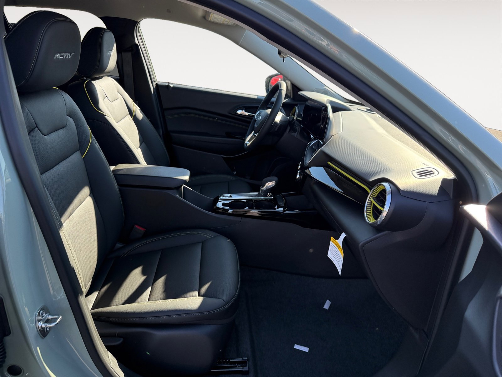 New 2026 Chevrolet Trax ACTIV w/ Driver Confidence Package image 19