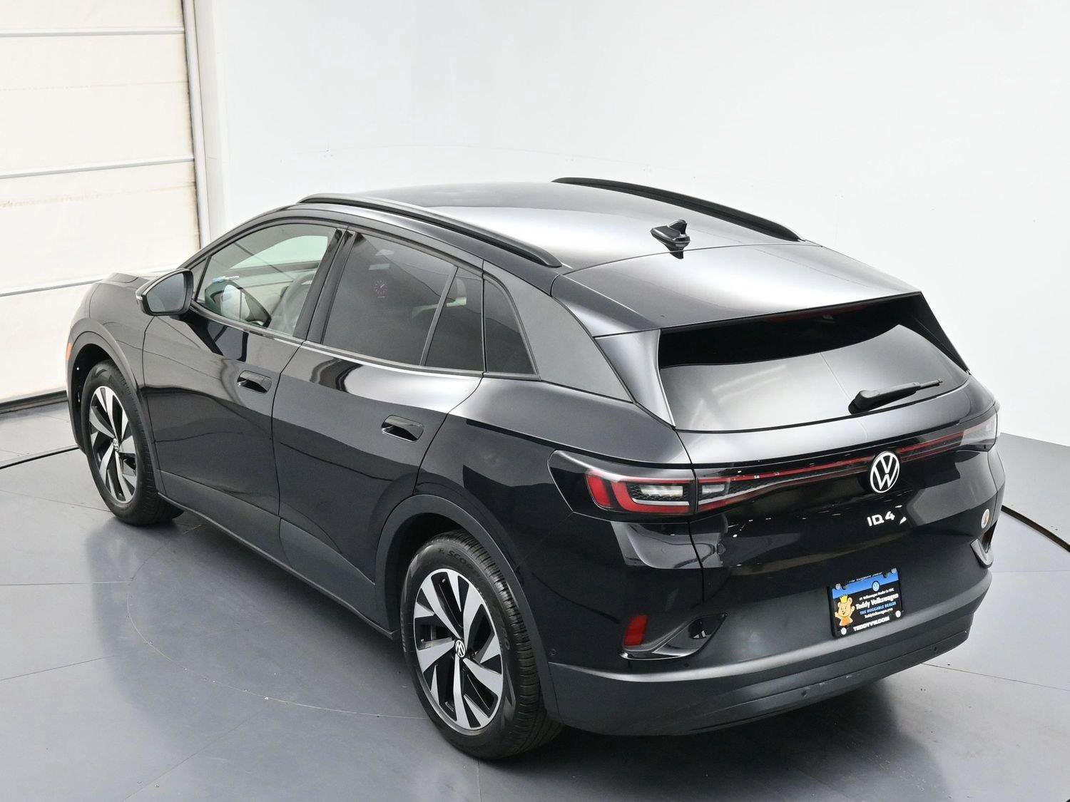 Certified 2024 Volkswagen ID.4 2WD image 35