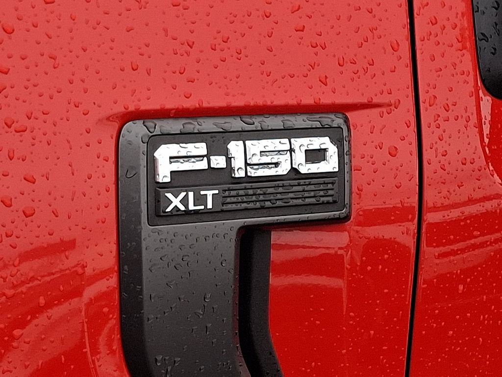 Certified 2022 Ford F150 XLT w/ Equipment Group 302A High image 32