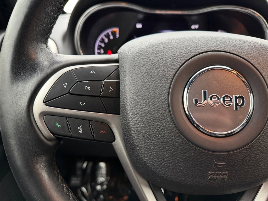 Used 2019 Jeep Grand Cherokee Limited image 22