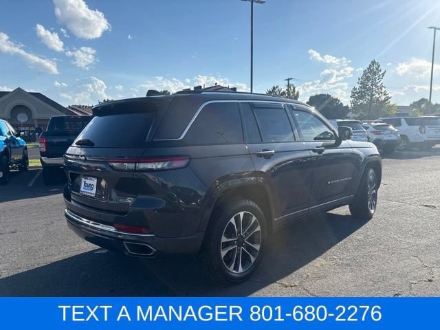 Used 2023 Jeep Grand Cherokee Overland w/ Luxury Tech Group IV AWD/4WD image 7
