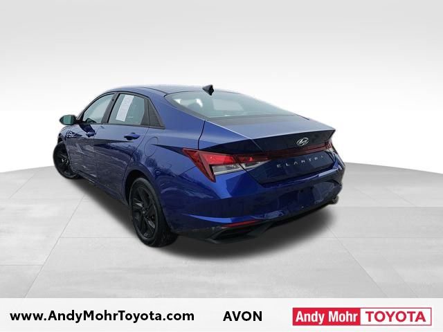 Used 2021 Hyundai Elantra SEL w/ Convenience Package image 4