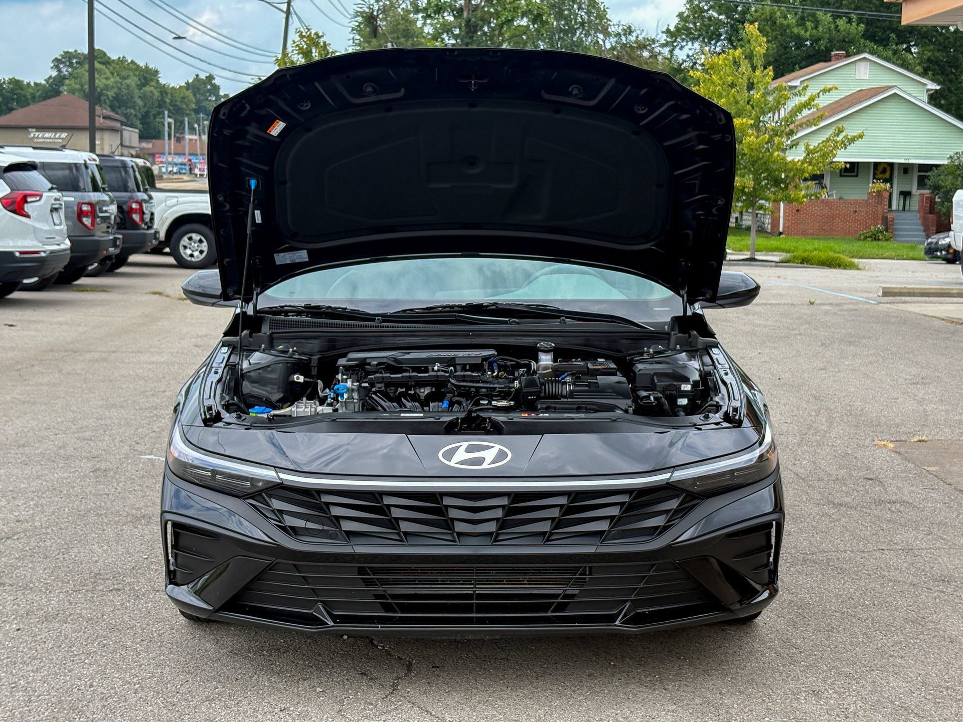 Used 2026 Hyundai Elantra Sport w/ Cargo Package FWD image 33