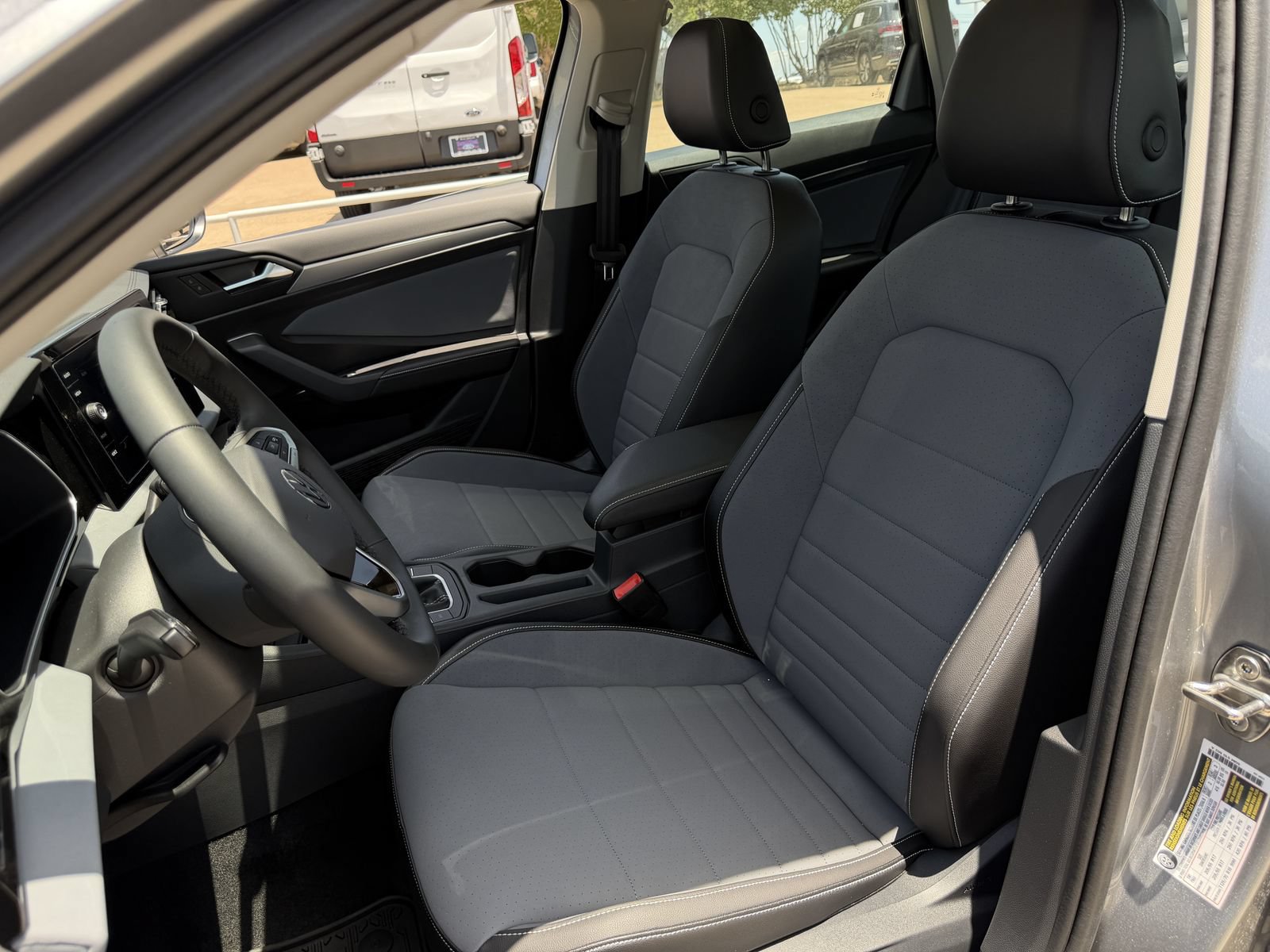 New 2026 Volkswagen Jetta SE FWD image 25