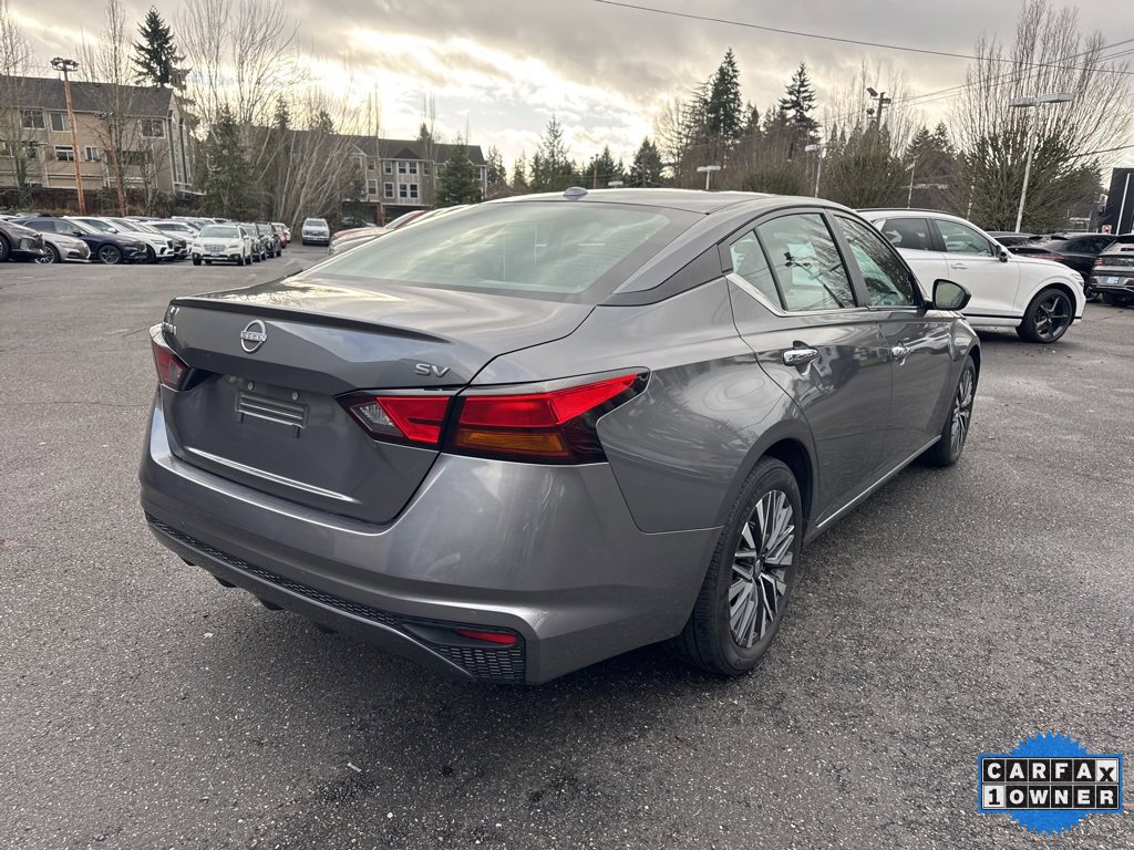 Used 2024 Nissan Altima 2.5 SV image 8