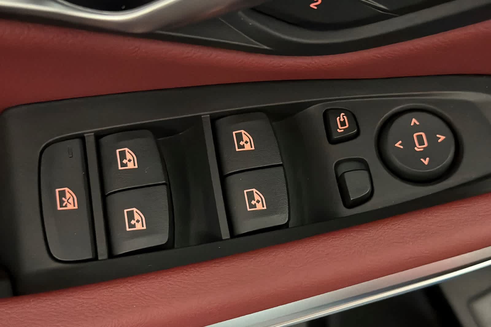 New 2026 BMW 330i xDrive Sedan AWD/4WD image 13