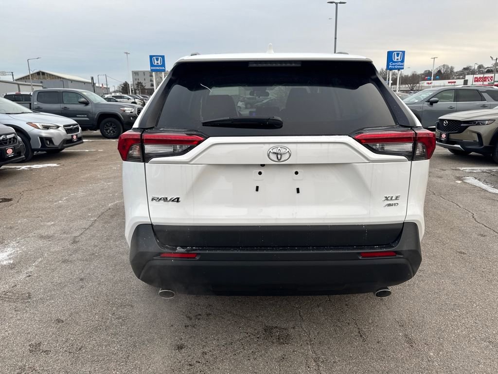 New 2025 Toyota RAV4 XLE image 6
