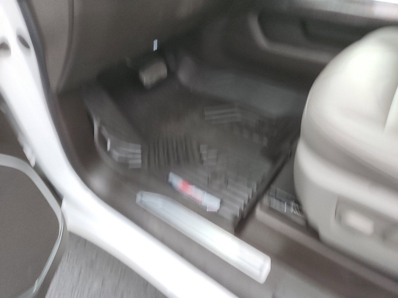 Used 2022 Chevrolet Silverado 1500 LTZ image 22