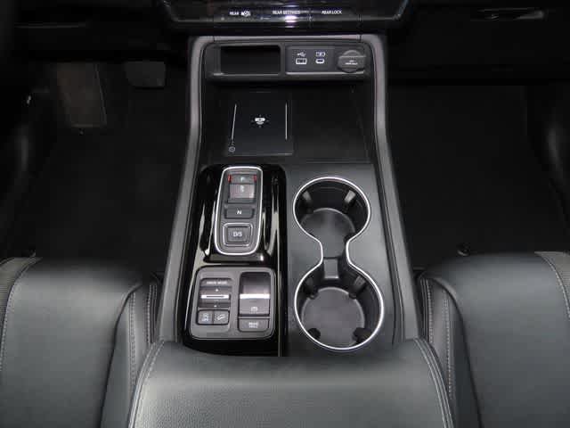 Certified 2023 Honda Pilot Touring image 27