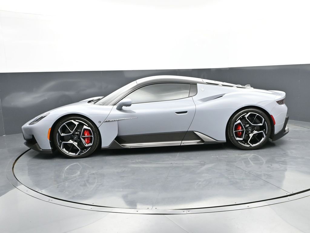 Used 2023 Maserati MC20 Coupe image 4