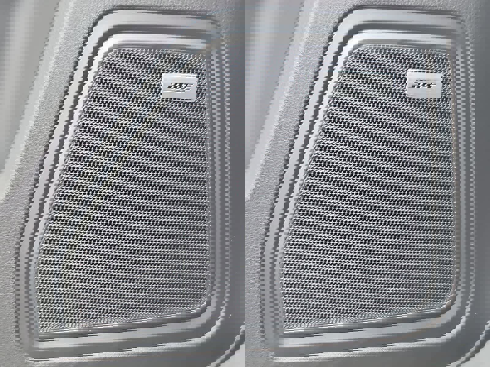 Used 2017 Porsche Macan S image 32