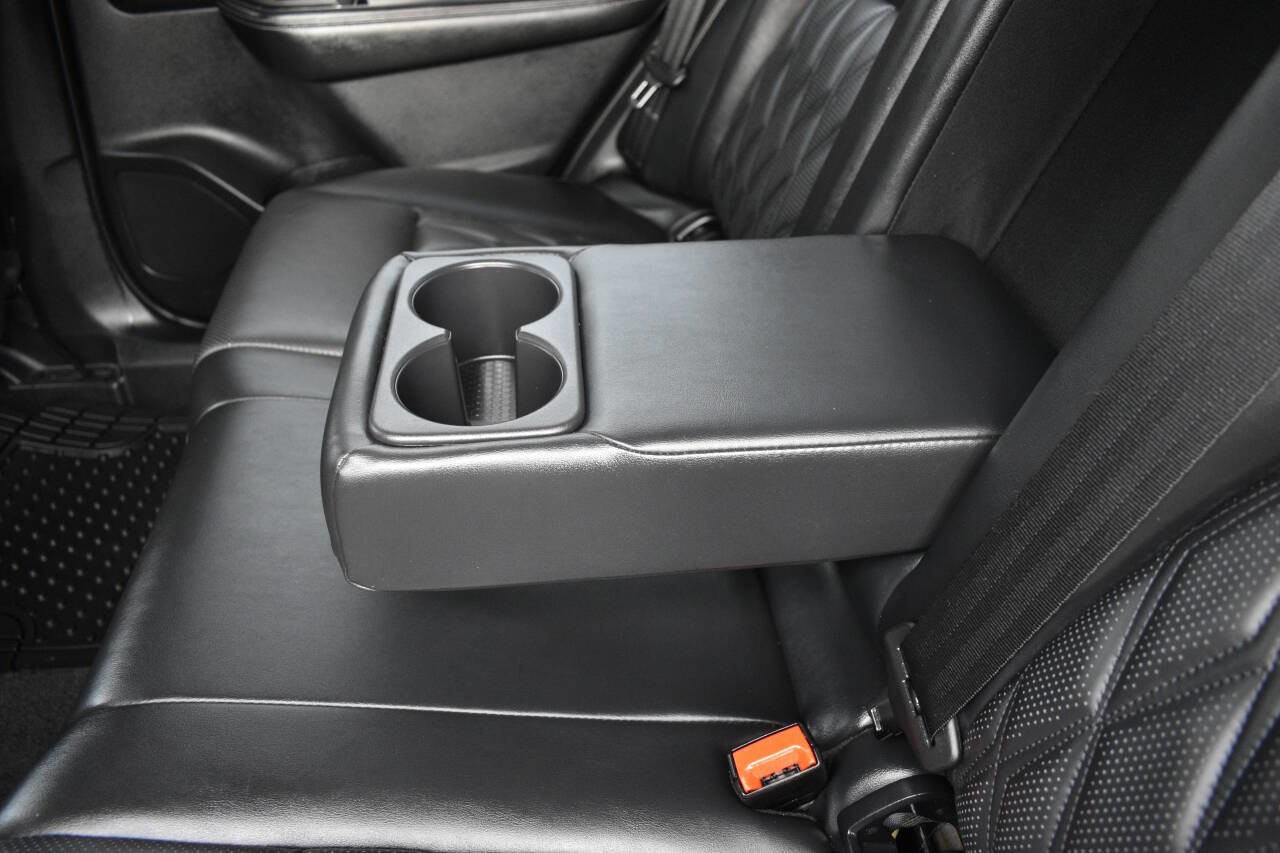 Used 2021 Nissan Rogue Platinum image 14