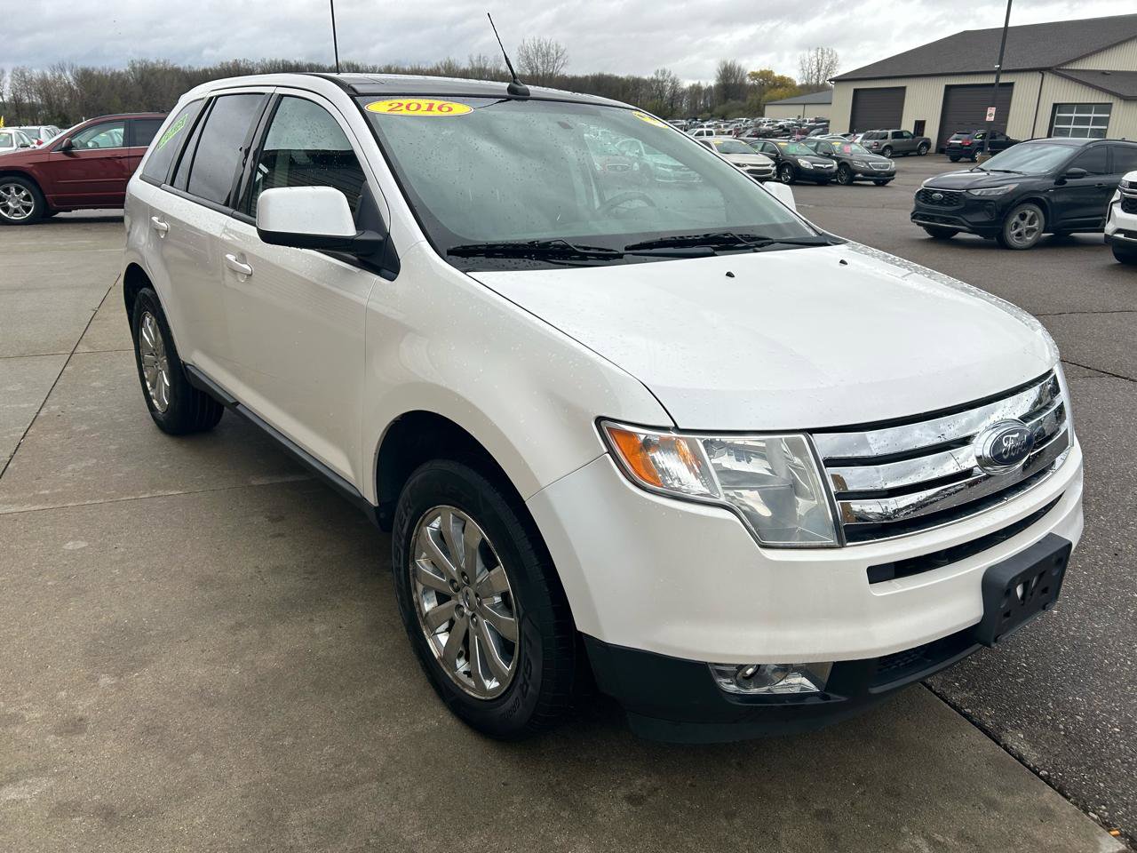 Used 2010 Ford Edge SEL AWD/4WD image 3