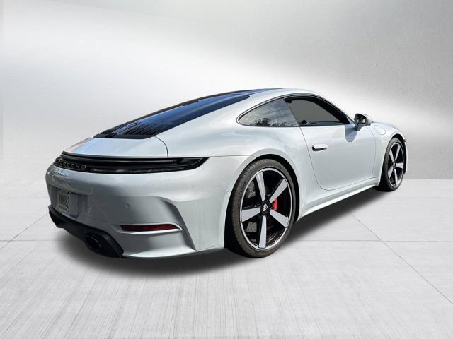 Used 2025 Porsche 911 Carrera S RWD image 9