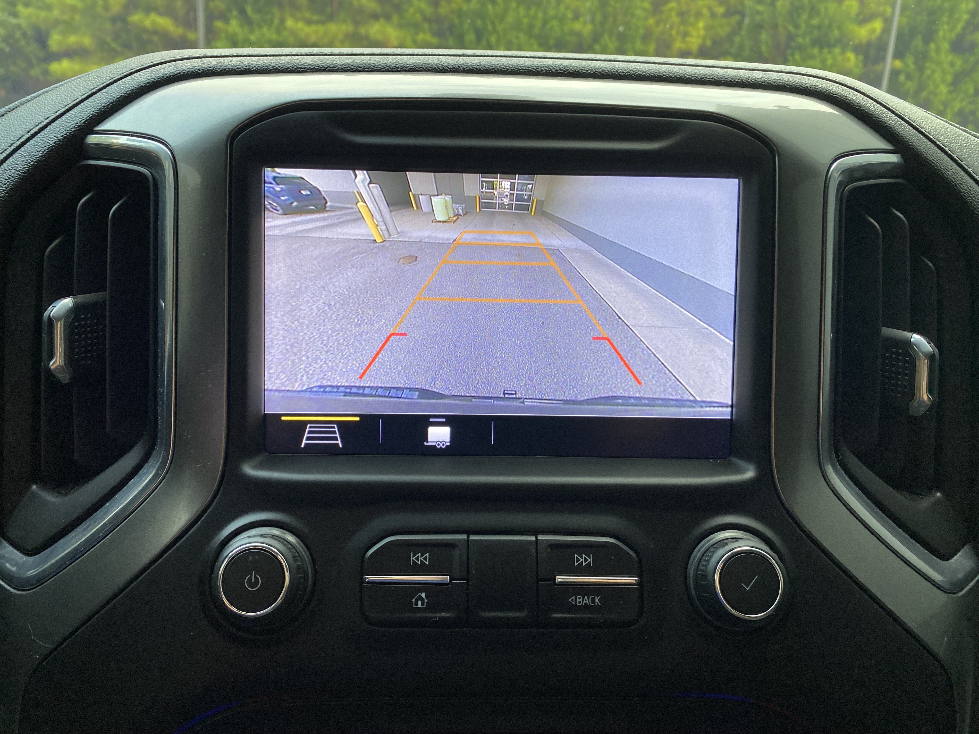Used 2019 Chevrolet Silverado 1500 LT Trail Boss AWD/4WD image 25