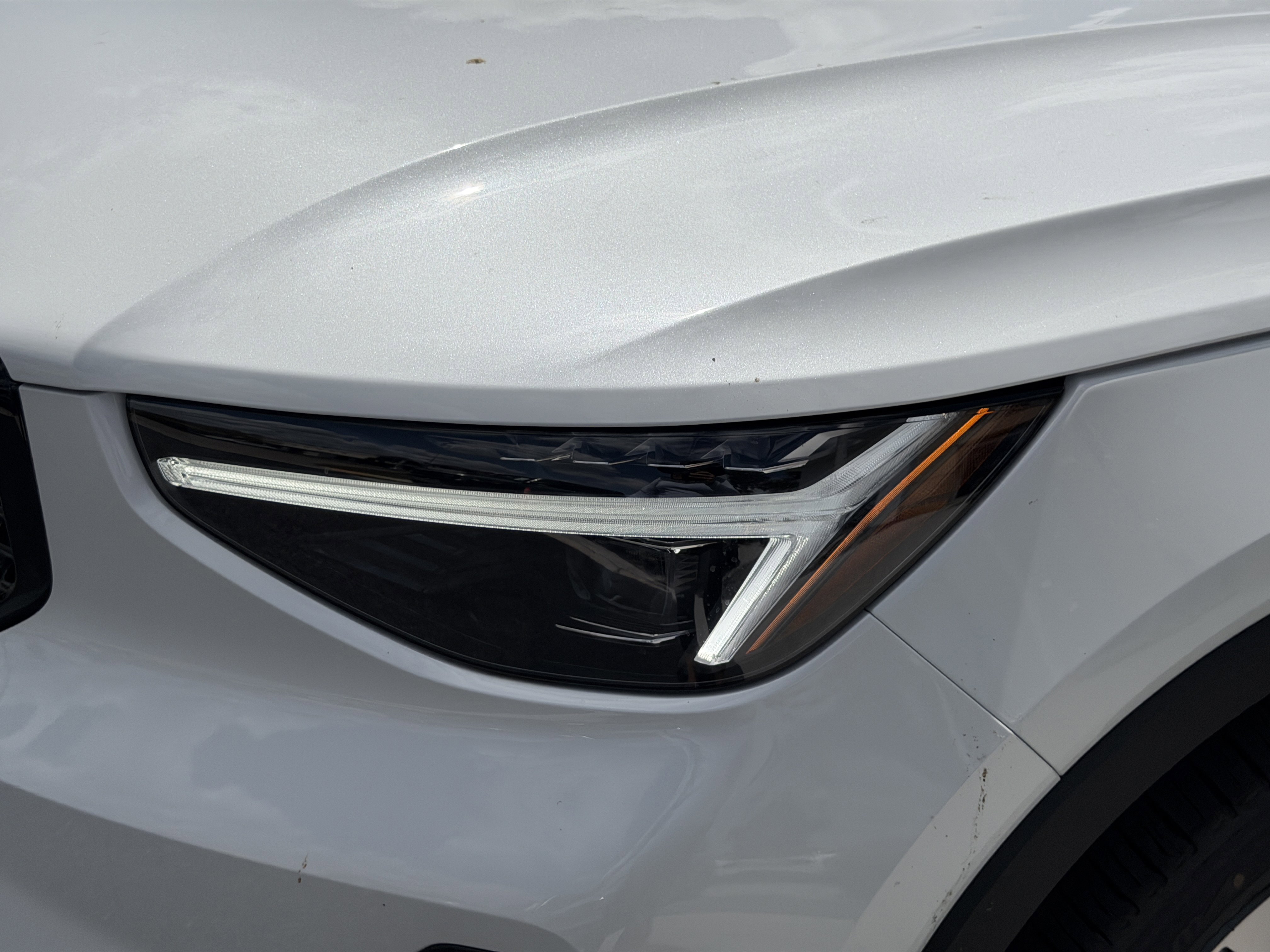 New 2026 Volvo XC40 B5 Plus w/ Climate Package AWD/4WD image 8