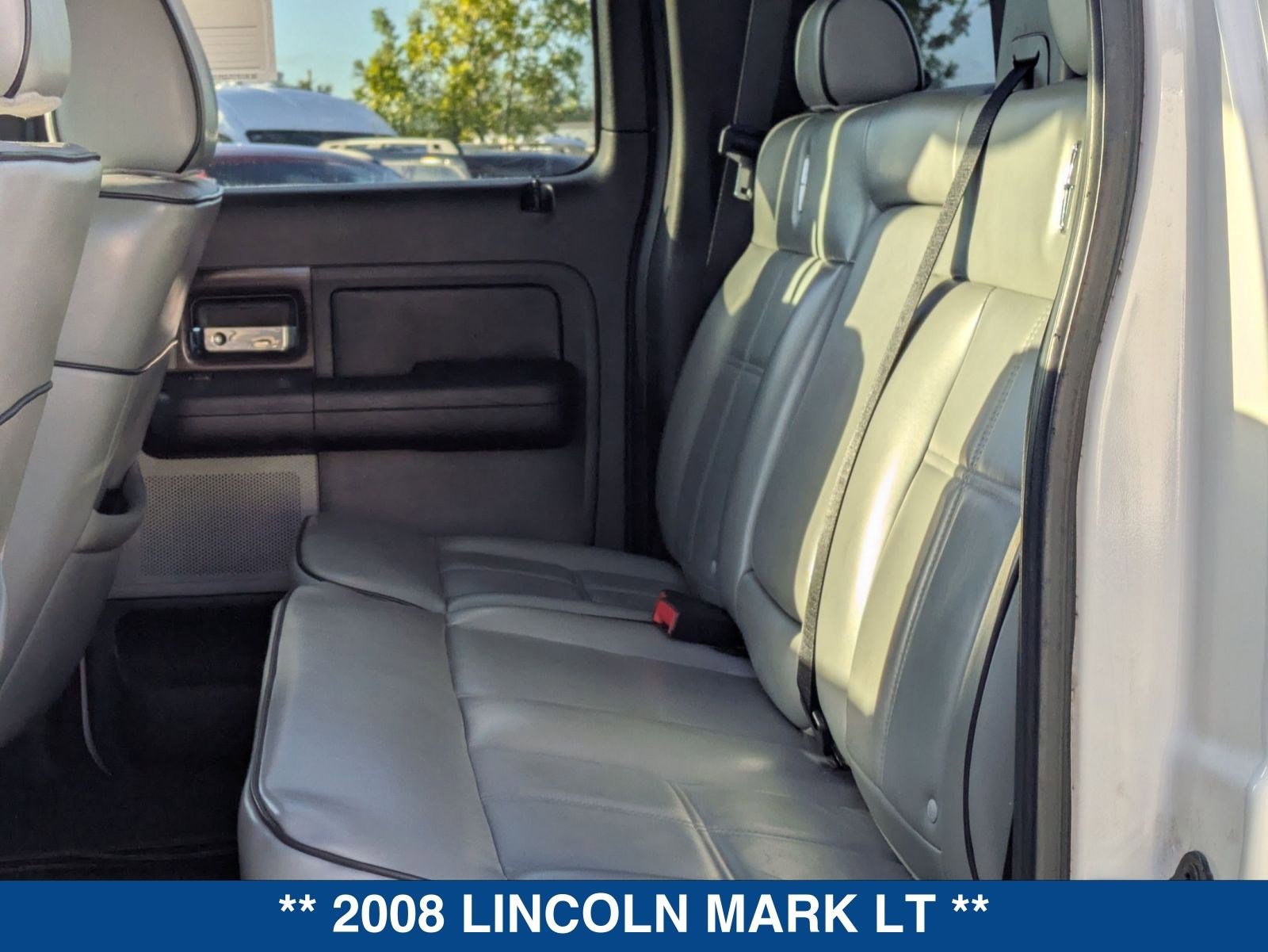 Used 2008 Lincoln Mark LT 4x4 image 14