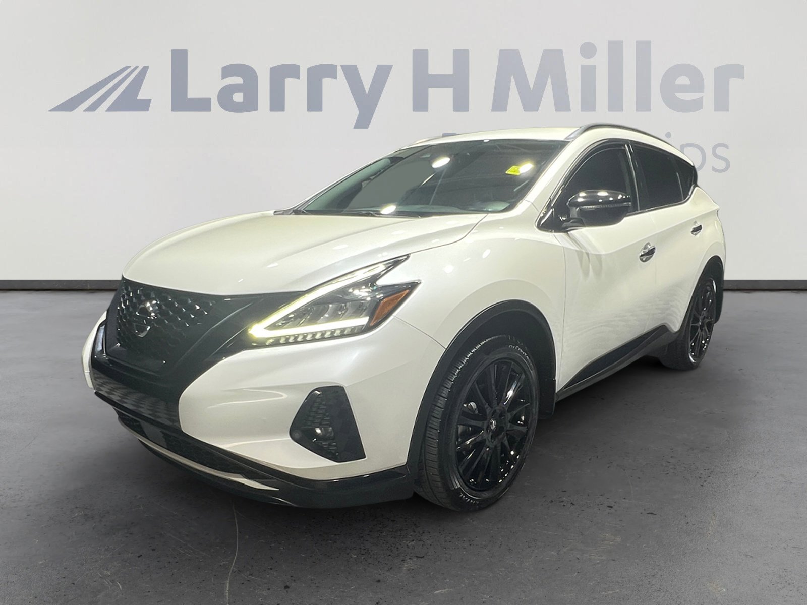Certified 2022 Nissan Murano SV w/ SV Midnight Edition Package