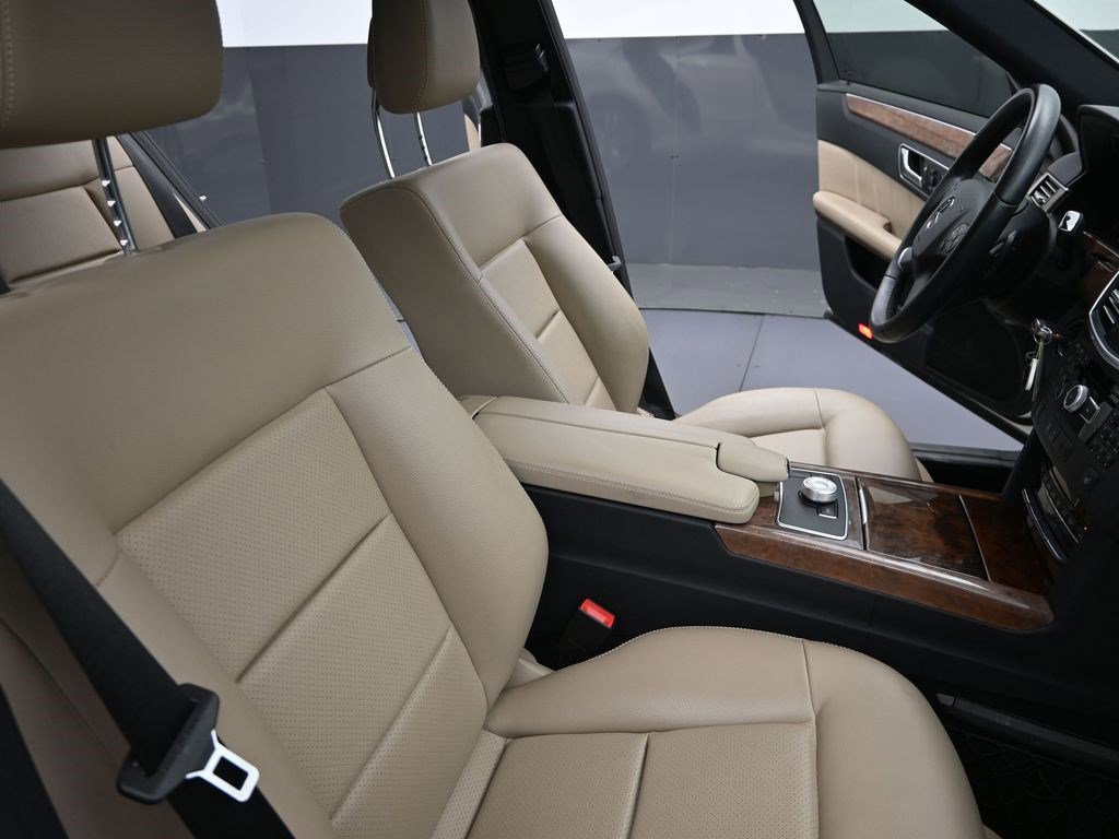 Used 2012 Mercedes-Benz E 350 BlueTEC Sedan image 20