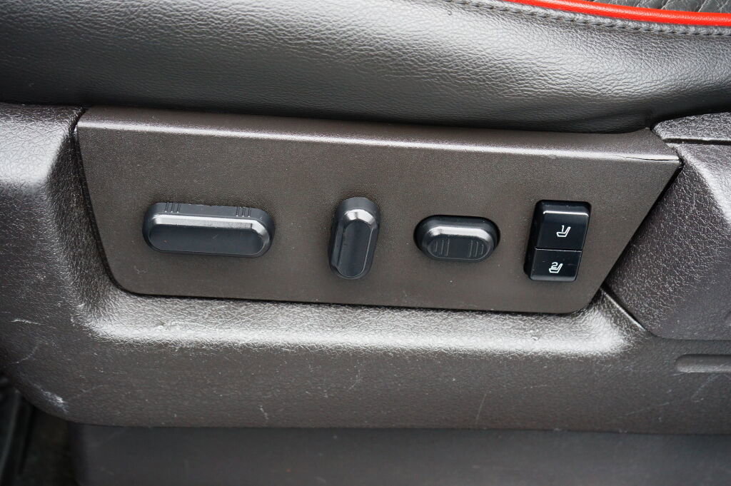 Used 2014 Ford F150 FX4 w/ Equipment Group 402A Luxury image 16