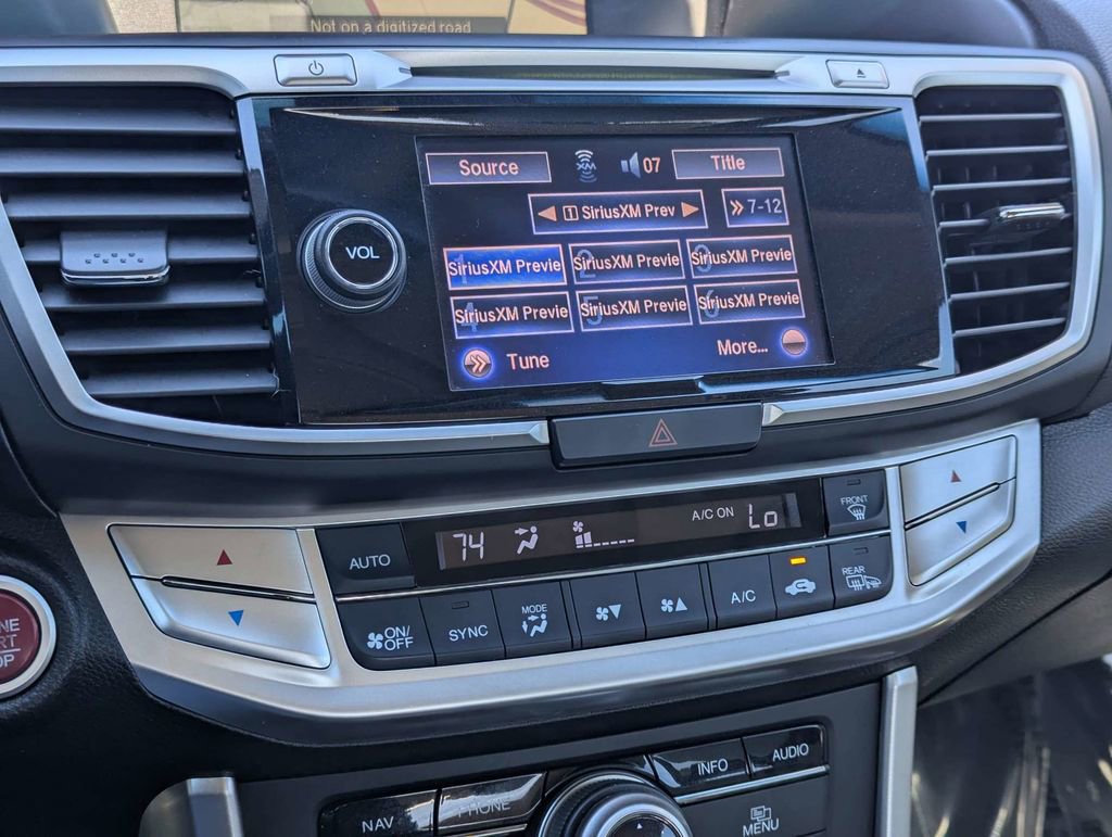 Used 2015 Honda Accord EX-L image 16