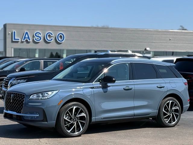 Used 2024 Lincoln Corsair Grand Touring image 1