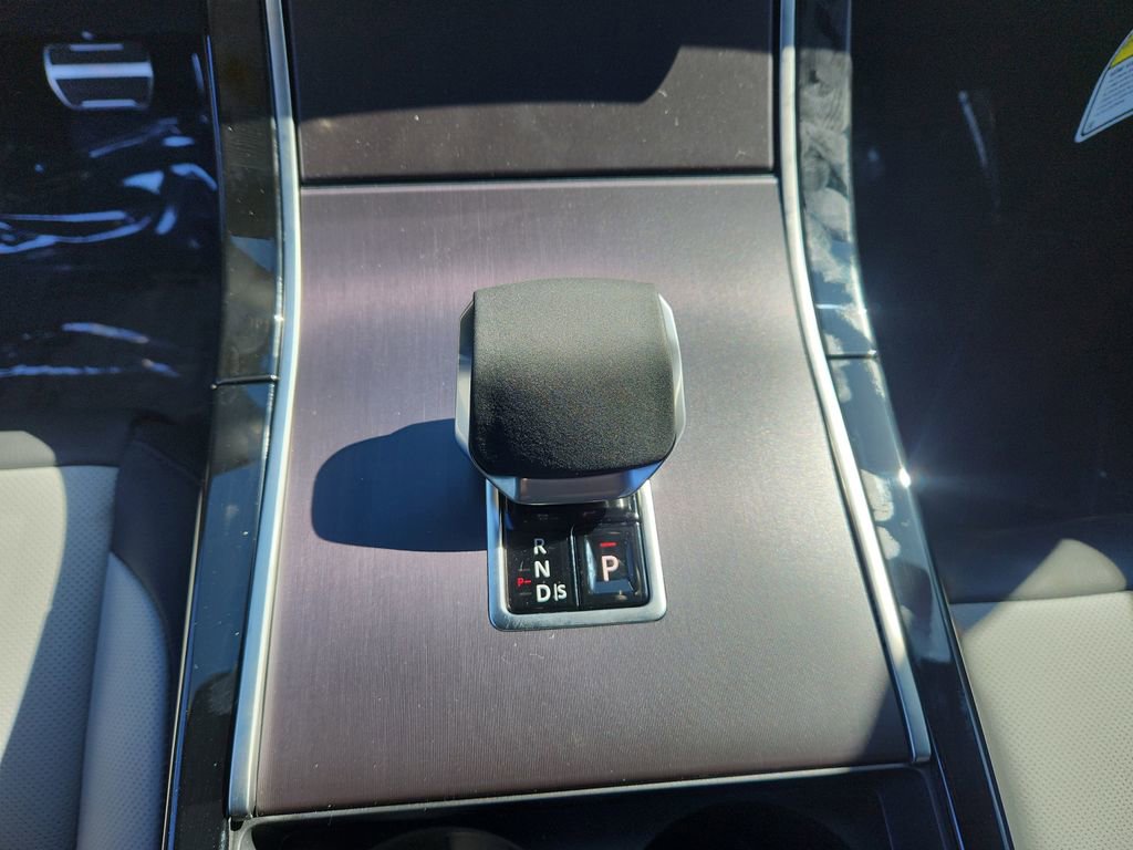 New 2026 Land Rover Range Rover Velar Dynamic SE image 16