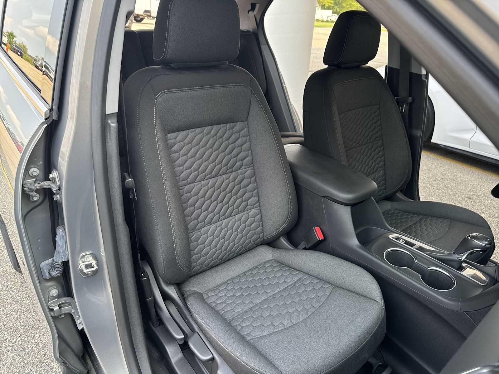 Certified 2019 Chevrolet Equinox LT FWD image 29